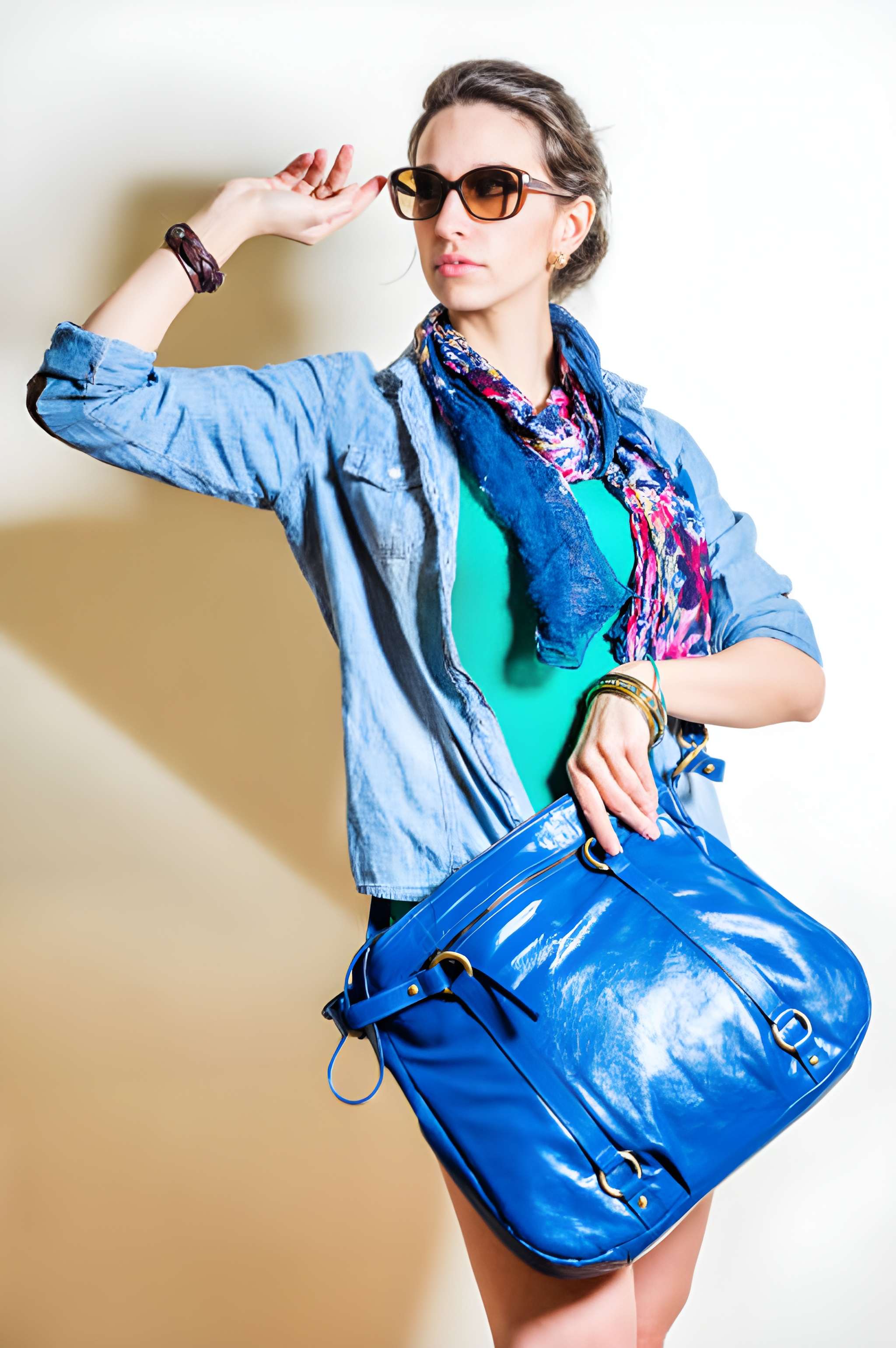 Accessories (Scarves, Bags, Arm Sleeves)